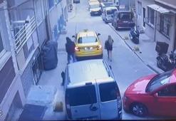 Kasımpaşa'da bin lirasını geri vermeyen kadının bindiği taksiye kurşun yağdırdı; o anlar kamerada