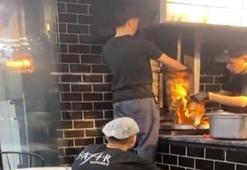 Pişmiş dönerin üzerine çiğ et eklenirken görüntülenen işletme hakkında inceleme