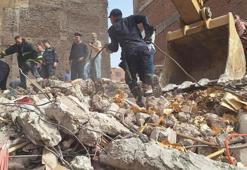 Mısır'da dört katlı binanın çökmesi sonucu hayatını kaybedenlerin sayısı 9’a yükseldi