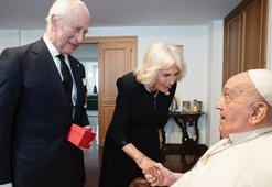 Kral Charles ve Kraliçe Camilla, Papa'yı ziyaret etti