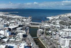Konya, beyaza büründü