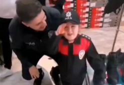 Polis ekiplerinden Deniz'e doğum günü sürprizi