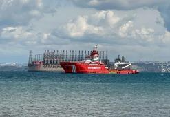 Yalova'da 289 metrelik enerji gemisi karaya oturdu