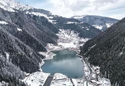 Uzungöl’de nisan karı güzelliği