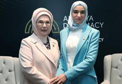 Emine Erdoğan, Suriye Cumhurbaşkanı’nın eşi Latife El Durubi ile görüştü