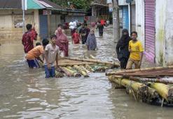 Hindistan ve Nepal'de şiddetli yağışlar sonucu 100'den fazla kişi hayatını kaybetti