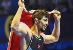 2025 Avrupa Güreş Şampiyonası'nda Kerem Kamal altın madalya kazandı
