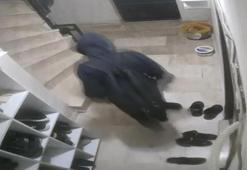 Esenyurt'ta kız arkadaşını yaralayıp annesini öldüren şüpheli tutuklandı