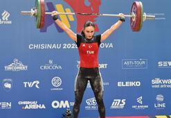 Cansel Özkan, Büyükler Avrupa Halter Şampiyonası'nda bronz madalya kazandı