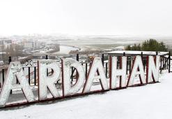 Ardahan beyaza büründü