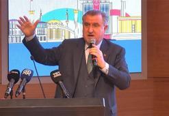 Bakan Bak: 970 binin üzerinde gencimize barınma imkanı sağlıyoruz