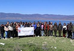 MAKÜ’lü öğrenciler, Limnoloji dersini göl kenarında işledi