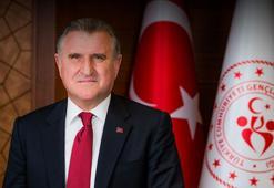 Bakan Bak’tan A Milli Kadın Tenis takımı için tebrik mesajı