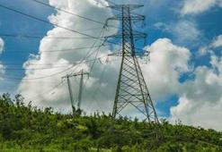 Porto Riko’da elektrik kesintisi devam ediyor