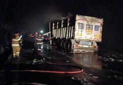 Malatya'da kömür yüklü TIR tünel içinde alev aldı: Tünel 2 saat ulaşıma kapandı