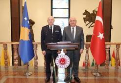 Bakan Güler, Kosova Genelkurmay Başkanı Jashari’yi kabul etti
