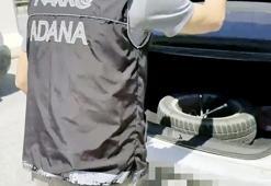 Otomobilde ‘Barbara’ ile aramada yedek lastik kısmından 2 kilo esrar çıktı