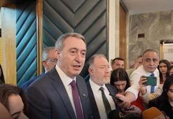 DEM Parti'li Bakırhan: Umarım silahın olmadığı günler görürüz