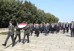 Anayasa Mahkemesi heyeti, Anıtkabir'i ziyaret etti