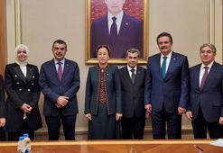 Bakan Tekin, Türkmenistan'da temaslarına devam ediyor