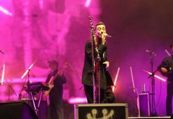 Manisa'da festival kapsamında Can Bonomo konser verdi