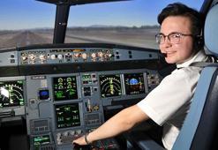 THY'nin en genç pilotu; 17 yaşında lisans aldı, 22 yaşında pilot oldu
