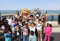 Edremit Belediyesi, çocuk şenliği düzenledi