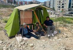 15 yıldır kentsel dönüşüm bekleyen hak sahipleri, arazilerine çadır kurdu