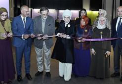 Emine Erdoğan 'Saklı Kalanlar' sergisinin açılışını yaptı