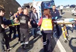 Elazığ'da yolcu midibüsü devrildi; 25 yaralı