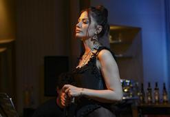 Eşref Rüya, Demet Özdemir'in şarkılarıyla gündem olmaya devam ediyor