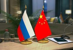 Çin ve Rusya dışişleri bakanları bir araya geldi