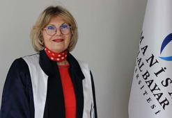 40 yıl sonra üniversiteye döndü; 72 yaşında doktorasını tamamladı