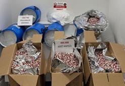Yalova'da 140 kilo pregabalin maddesi ile doluma hazır 400 bin sentetik ecza kapsülü ele geçirildi; 3 tutuklama