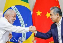 Brezilya Devlet Başkanı Lula da Silva, Çin Dışişleri Bakanı Wang Yi ile görüştü