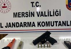 Eski vali ile emekli albay, kaçak kazıda yakalandı