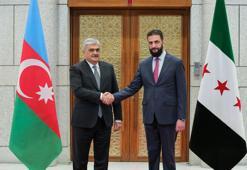 Suriye Cumhurbaşkanı Şara, Şam'da Azerbaycanlı üst düzey heyeti kabul etti