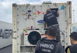 Mersin'de 28 kilo kokain, 680 litre sıvı metamfetamin ele geçirildi