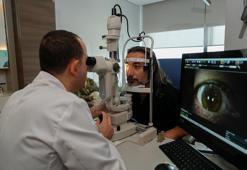 ‘Gözlüğe ihtiyaç duymadan özgürce görebiliyorum’