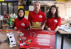 Türkiye’den aldığı bayrağı Kıbrıs’ta göndere çeken robot projesiyle TEKNOFEST’te birinci oldular