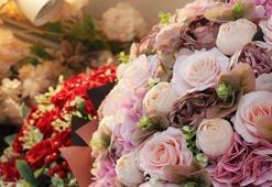 Çiçekçilerde Anneler Günü hareketliliği