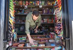 Seyyar markete çevirdiği midibisüyle günde 120 kilometre yol yapıyor