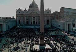 Papalık seçimi süreci başladı