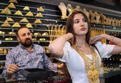 Milyonluk aşiret düğünlerinin yapıldığı Van'da altın alamayanlar imitasyon takıya yöneldi