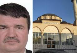 Camide namaz sonrası kalp krizi geçiren müezzin hayatını kaybetti