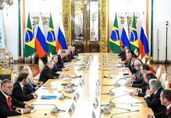 Rusya Devlet Başkanı Putin ile Brezilya Devlet Başkanı Lula, ABD tarifelerini görüştü