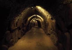 5 yıldızlı iki otelden falezlere gizli tünel