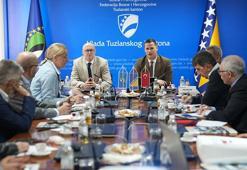 Türkiye’den gelen medya temsilcileri Tuzla Kantonu Başbakanı İrfan Halilagiç ile görüşme gerçekleştirdi