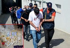 Siber dolandırıcı çetesi çökertildi, 600 milyon liralık mal varlığına el konuldu