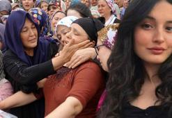 Sıla'nın tabutuna duvak seren annesi: Anneler Günü'nde bizi bıraktın, gittin